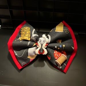 Disney’s Cruella bow